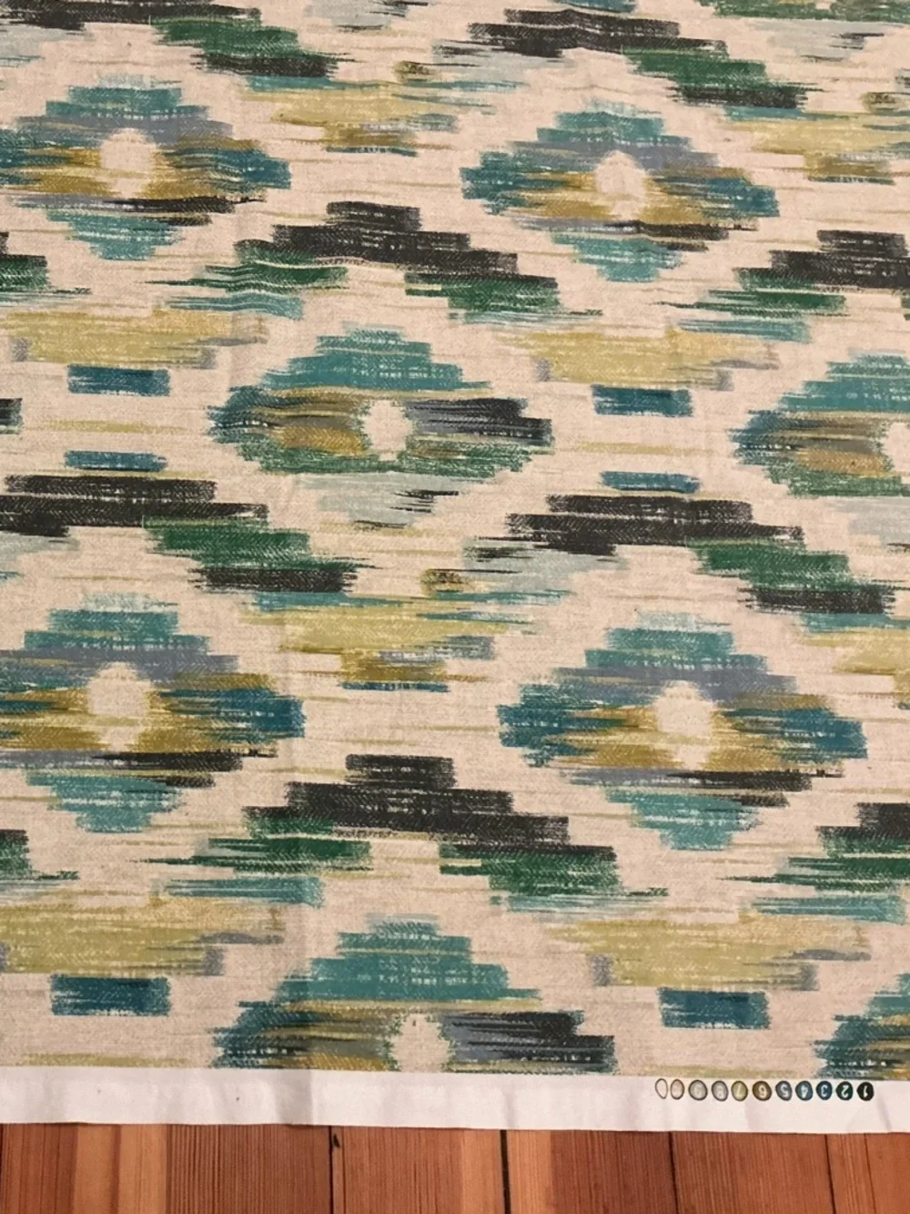 NWOT P/Kaufmann Sparta Parrot Fabric